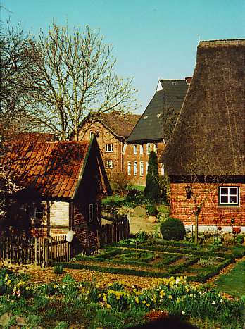 Hausgiebel des Rundlings